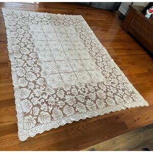 Vintage Quaker Lace Ivory Floral Rectangular Tablecloth Scalloped Edge Cream